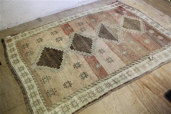Pattern rug